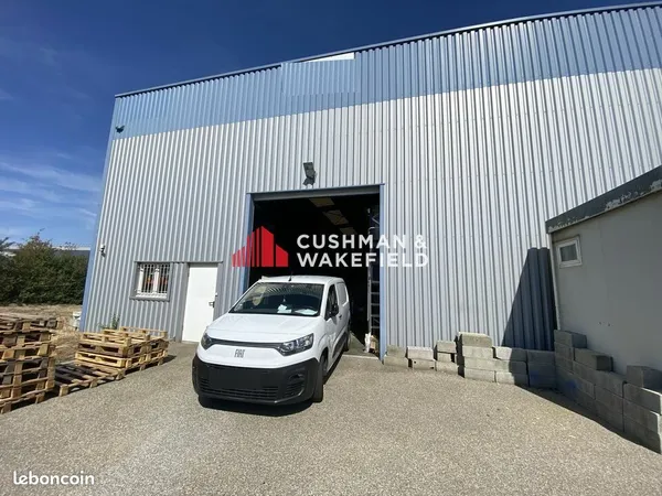 LOCAL D'ACTIVITE 520 m² TOURNEFEUILLE