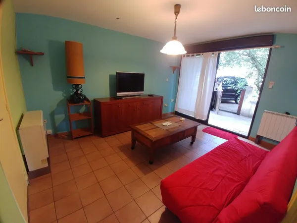 A louer petite maison entièrement meublée de 35 m2 à Epervans