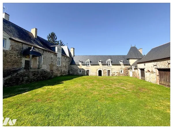 Maison 10 pièces 363 m²