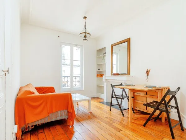 Vends appartement traversant et calme