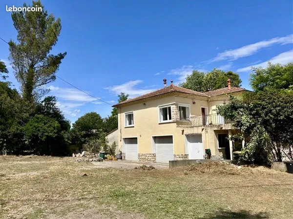 Maison individuelle - 600m2 de terrain constructible - fort potentiel