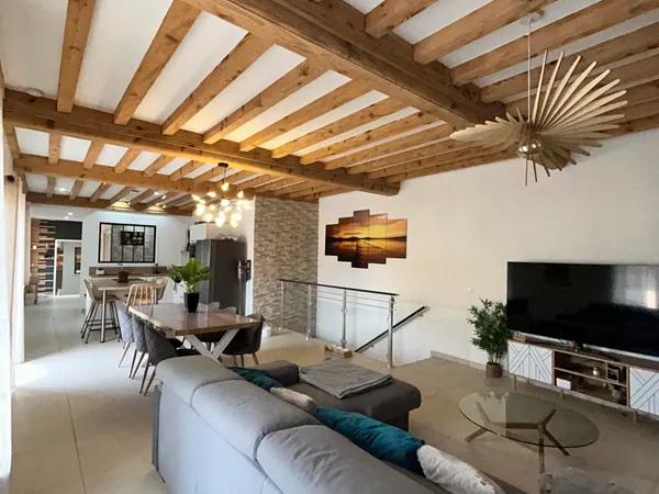 Vends maison rénovée au calme - 107m²