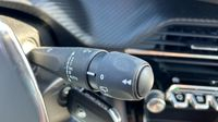 Peugeot 2008 1.2 Hybrid 145ch Style e-DCS6 — photo 24
