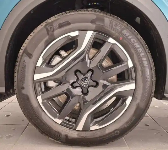Peugeot 3008 plug-in hybrid 225 e-dcs7 — photo 13