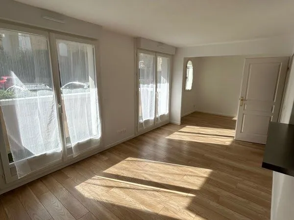 F1 36m2 avec balcon +parking privatif en sous-sol DPE C aucun travaux
