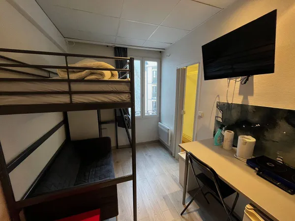 Studio 1 pièce 10 m²