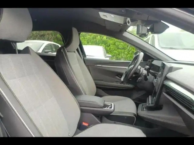 Renault Megane e-tech electric ev60 220ch techno super charge — photo 10