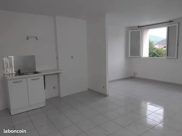Loue appartement T2 50m2