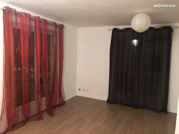 T1 Jaude Faculté droit ESC