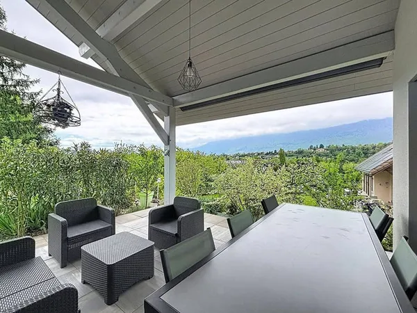 Maison de plain-pied 5 pièces 150 m²