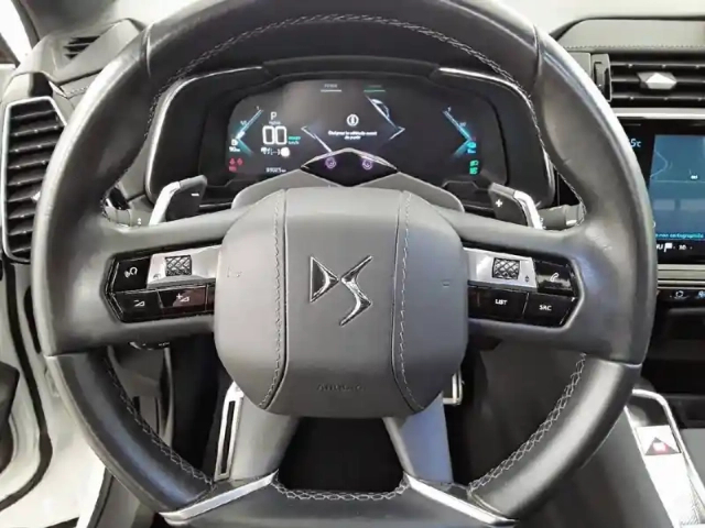 Ds Ds 7 ds7 crossback hybride 300 e-tense eat8 4x4 — photo 30