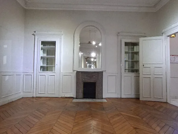 A VENDRE IMMEUBLE DE CARACTÈRE LE MANS (72)