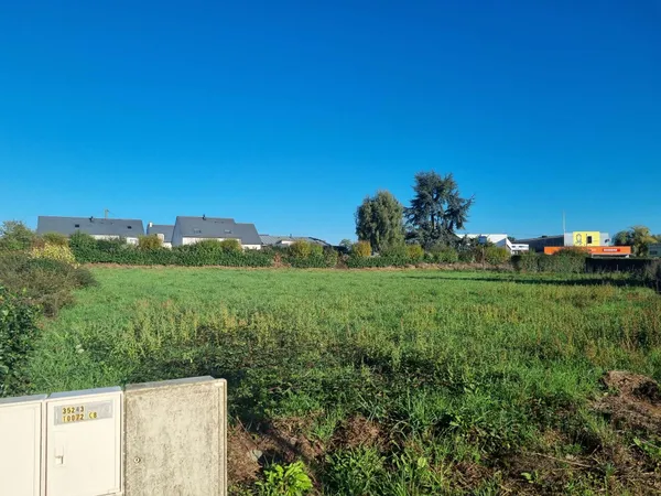 Terrain 558 m²