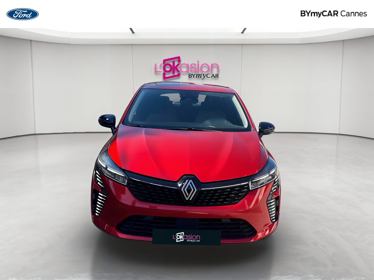 Renault Clio TCe 90 — photo 8