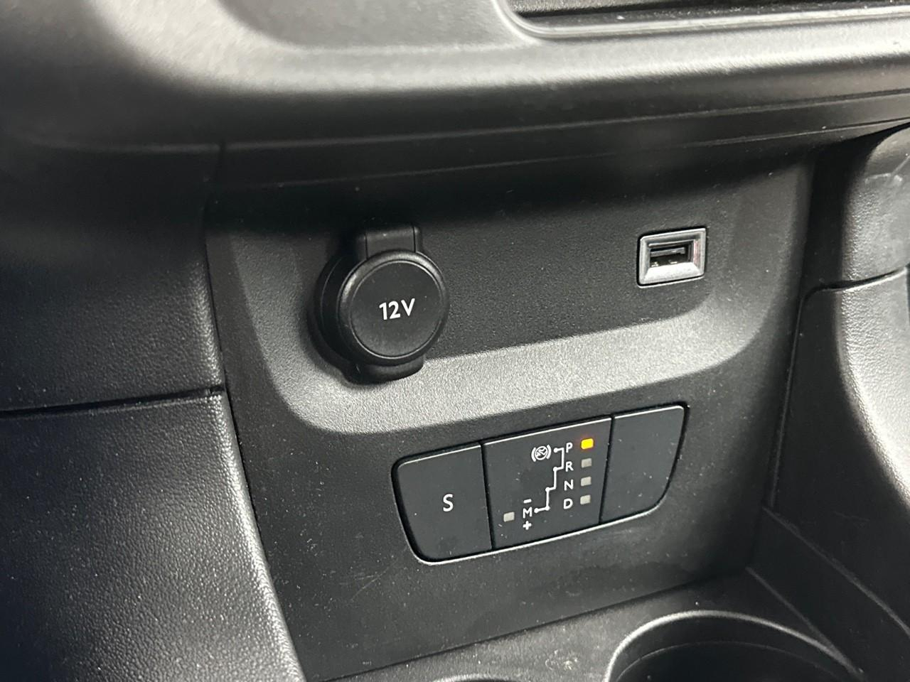 Citroën C3 puretech 110 s&s eat6 shine — photo 29
