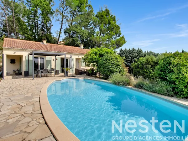 Maison à vendre à Saint Antonin du Var - 4 chambres, piscine, garage, grand terrain