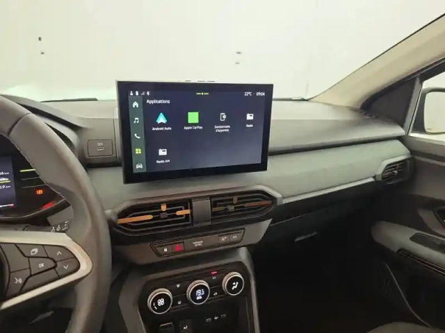 Dacia Sandero eco-g 120 — photo 9