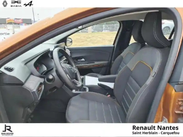 Dacia Sandero 1.0 eco-g 100ch stepway confort — photo 11