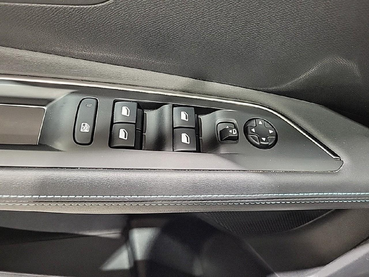 Peugeot 3008 hybrid 225 e-eat8 allure pack — photo 23