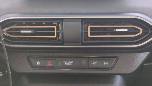 Dacia Jogger 1.0 ECO-G 100 - Extreme – 2024 – 57446 km – Bicarburation essence GPL – Boîte Manuelle — photo 8