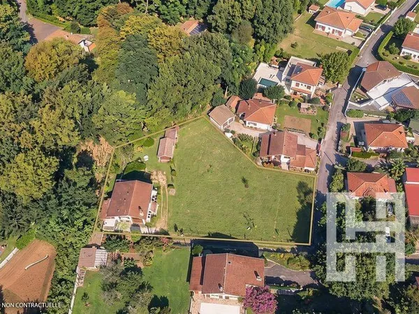 Villa 7 pièces 181 m²