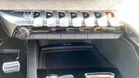 Peugeot 3008 HYBRID4 300ch GT e-EAT8 — photo 26