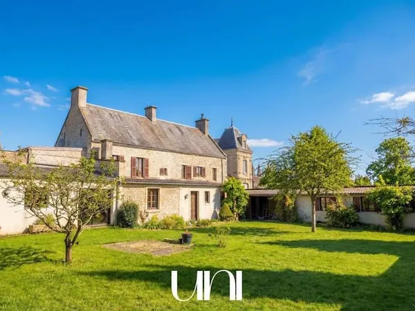 Maison 11 pièces 292 m²