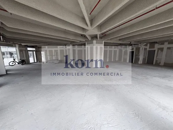 Boutique 242 m²