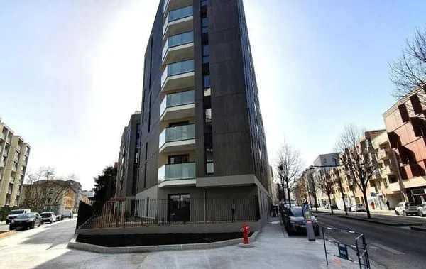 Parking 13 m²