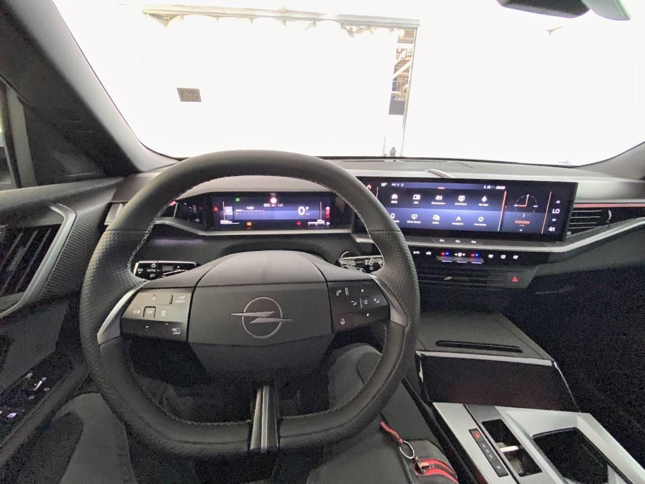 Opel Grandland 1.2 turbo hybrid 145 ch e-dct6 gs — photo 12