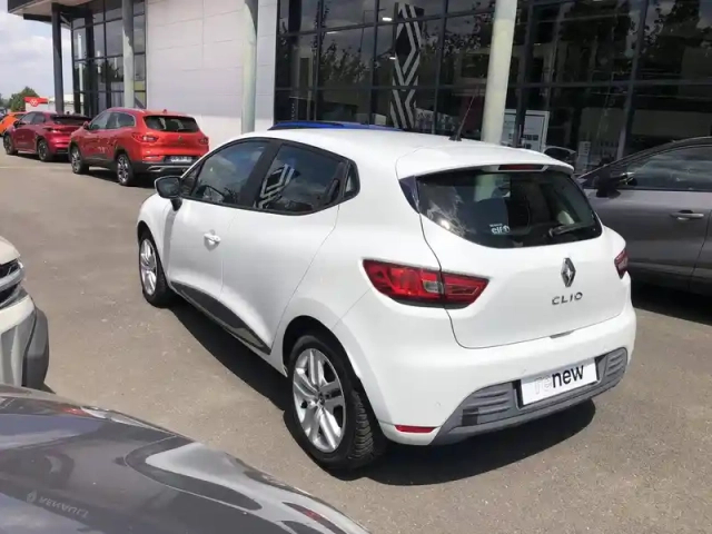Renault Clio dci 75 e6c — photo 2