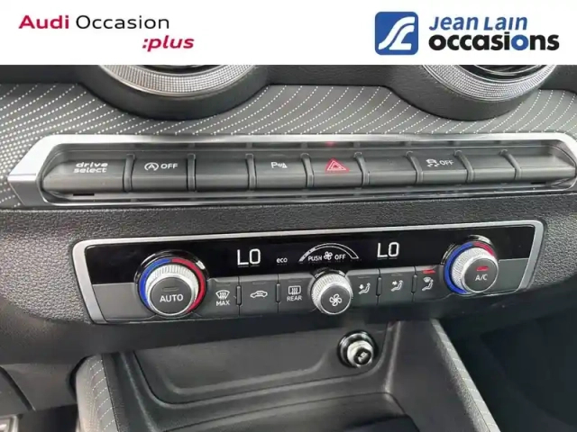 Audi Q2 35 tfsi 150 s tronic 7 — photo 14