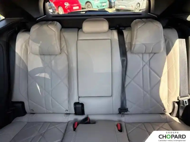 Ds Ds 7 ds7 crossback hybride e-tense 300 eat8 4x4 — photo 19