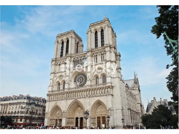 Fonds de commerce 100 m²