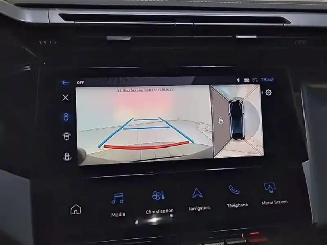 Peugeot 408 phev 225 e-eat8 — photo 94