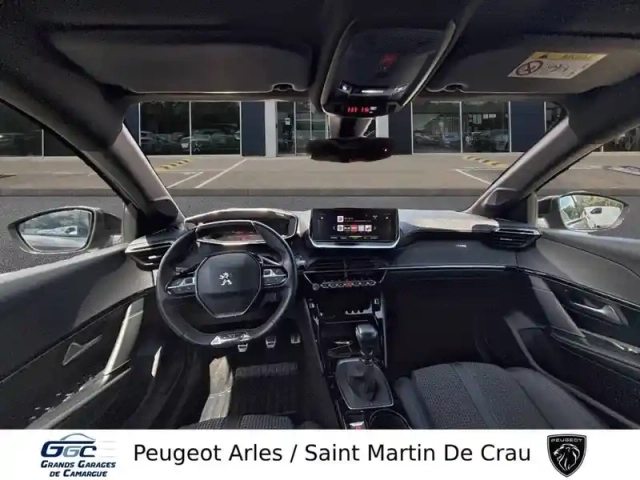 Peugeot 208 puretech 100 s&amp;s bvm6 — photo 8