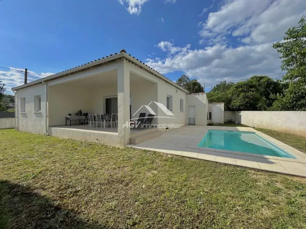 Maison de plain-pied 5 pièces 100 m²