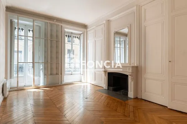 Appartement 5 pièces 193 m²