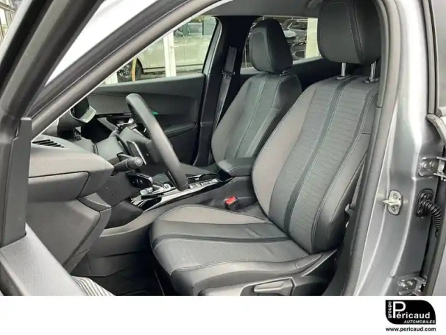 Peugeot 2008 puretech 130 s&amp;s eat8 — photo 39