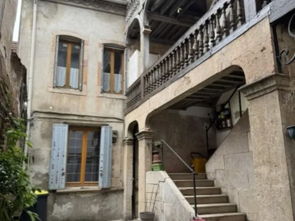 Immeuble de rapport 5 pièces 106 m²