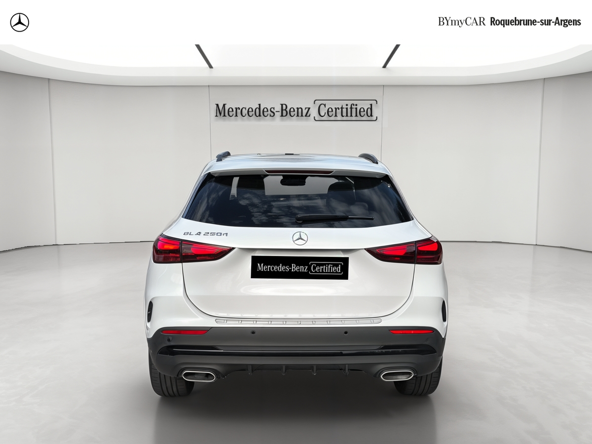 Mercedes GLA 250 e 8G-DCT — photo 4