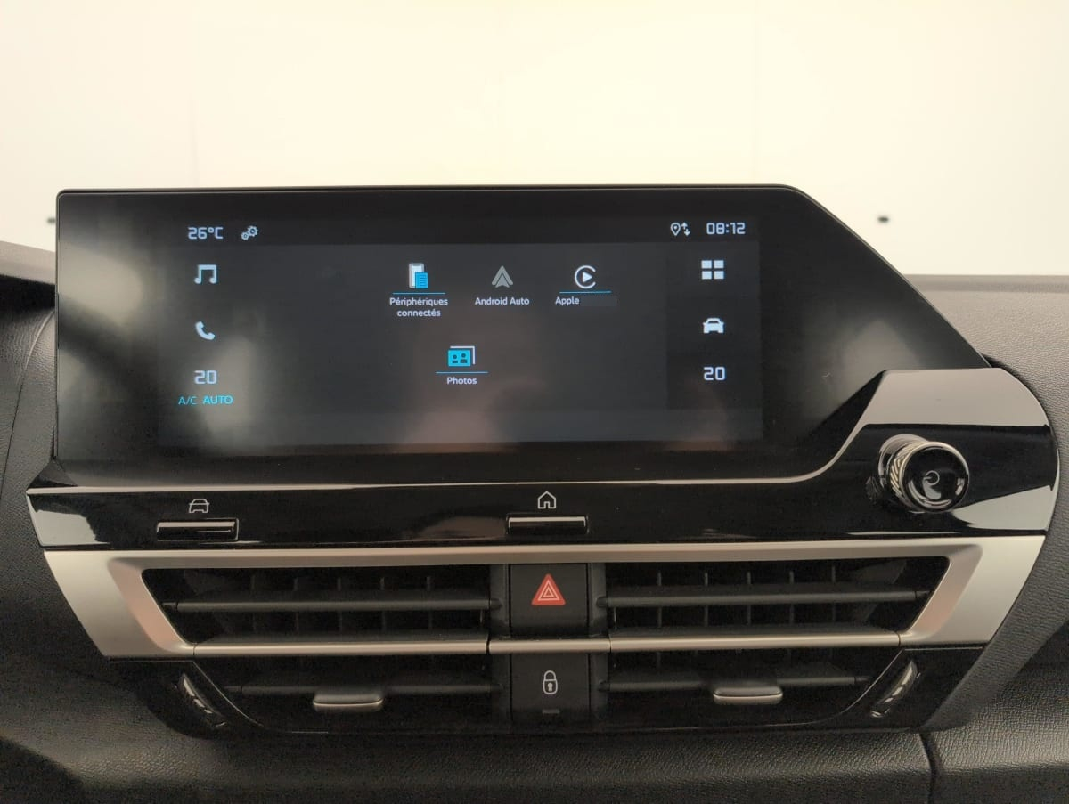 Citroën C4 — photo 16