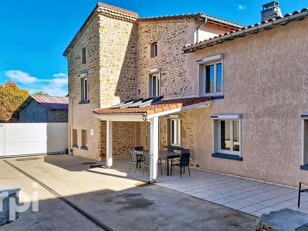 Maison 6 pièces 190 m²
