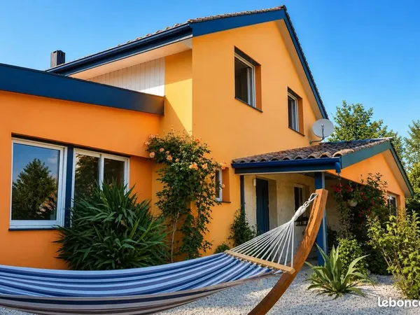 Maison 8 pièces 222 m²