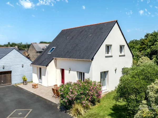MAISON 6 PIÈCES, GARAGE, TERRAIN 745 M2