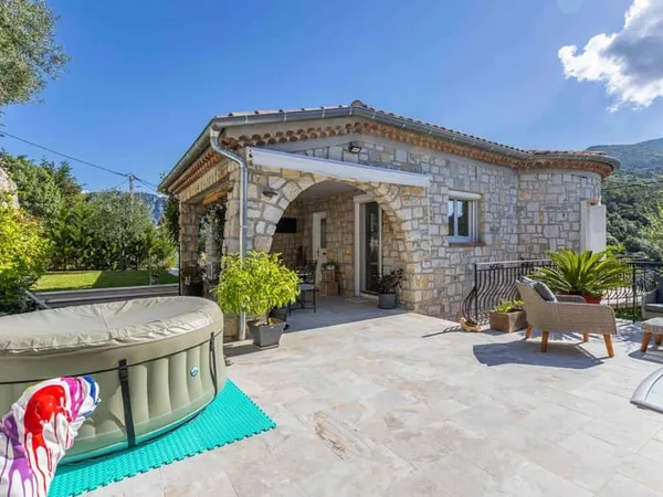Villa 5 pièces 115 m²