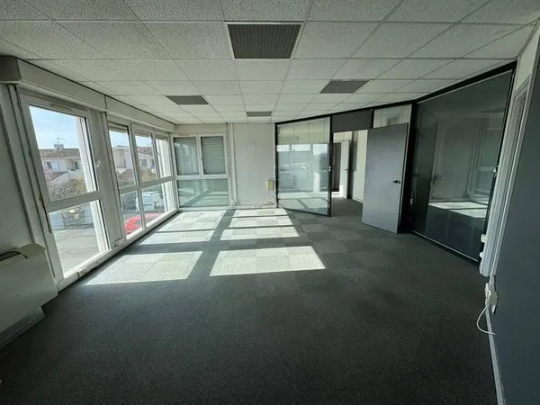 Bureaux 110 m²