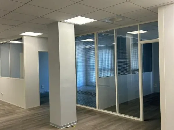 Bureaux 102 m²