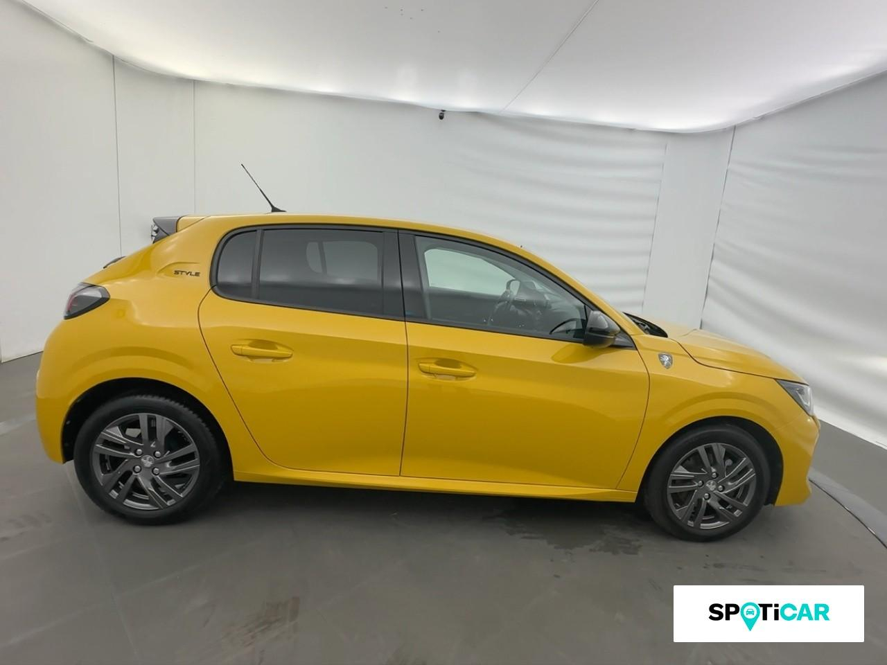Peugeot 208 1.2 puretech 100ch s&s style 118g — photo 4