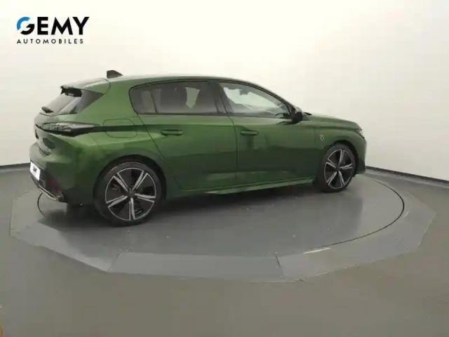 Peugeot 308 phev 180 e-eat8 — photo 5